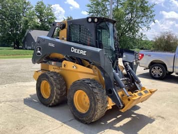 Main image John Deere 332G